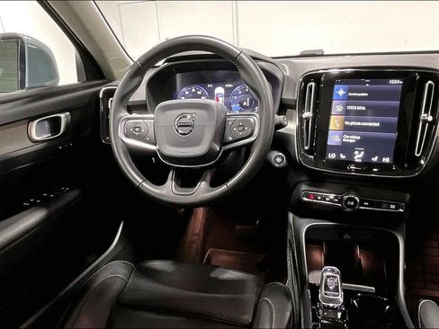 Used 2020 Volvo XC40 T5 Inscription w/ Protection Package Premier image 7
