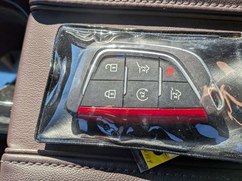 Used 2023 Cadillac Escalade ESV V w/ Heavy-Duty Trailer Package image 41