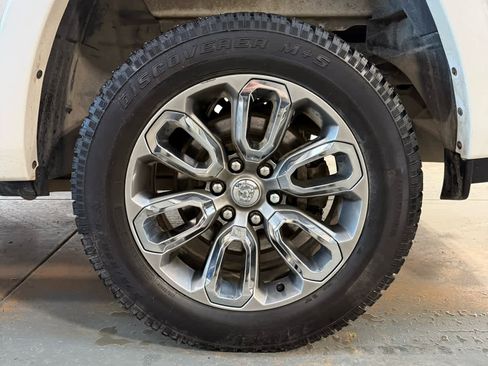 Used 2020 RAM 1500 Laramie image 9