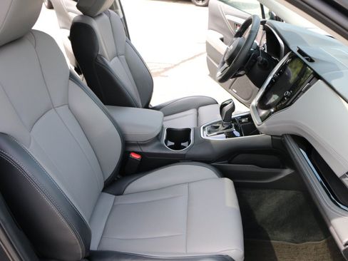 Used 2024 Subaru Outback Limited AWD/4WD image 30