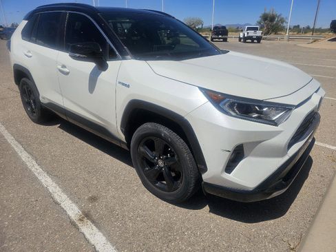 Used 2020 Toyota RAV4 XSE w/ XSE Grade Weather Package image 9
