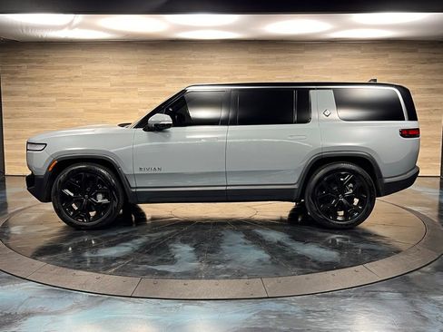Used 2024 Rivian R1S Adventure image 20