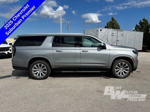 New 2025 Chevrolet Suburban Premier w/ Sun And Tow Package image 7