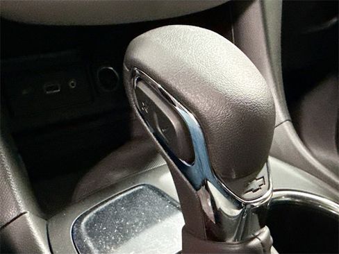 Used 2023 Chevrolet Equinox LS w/ LS Convenience Package image 18