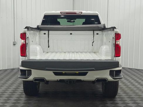 Used 2019 Chevrolet Silverado 1500 Custom w/ Trailering Package AWD/4WD image 18