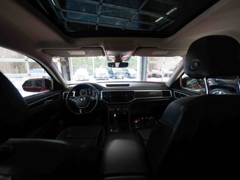 Used 2019 Volkswagen Atlas SEL image 19