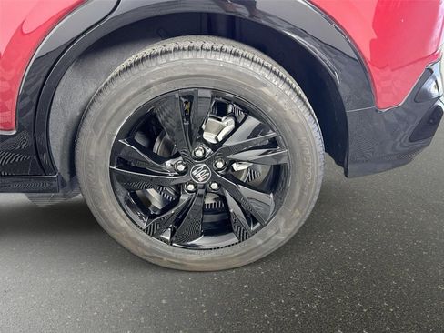 Certified 2024 Buick Encore GX Sport Touring w/ Comfort Package FWD image 29
