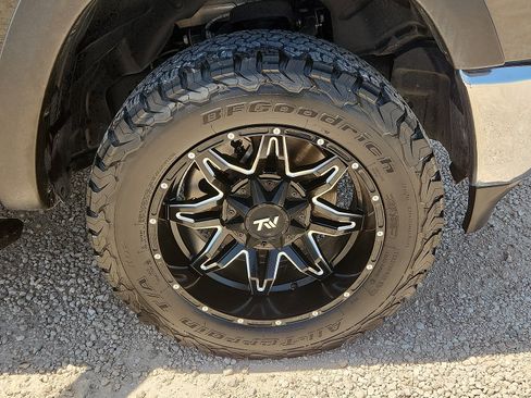 Used 2021 RAM 1500 Lone Star AWD/4WD image 7