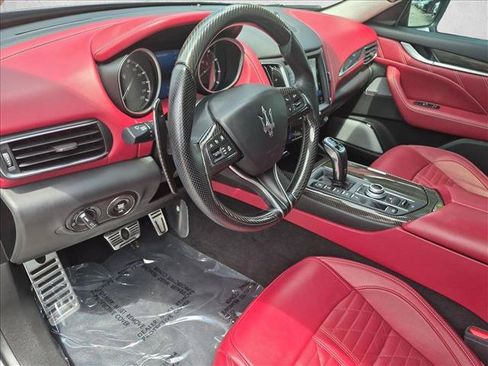 Used 2019 Maserati Levante GTS AWD/4WD image 10