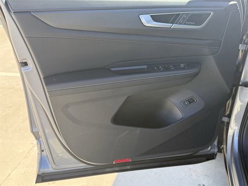 New 2026 Volkswagen Atlas Cross Sport SEL Premium R-Line image 10