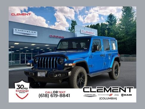 Used 2022 Jeep Wrangler Unlimited Sahara AWD/4WD image 1