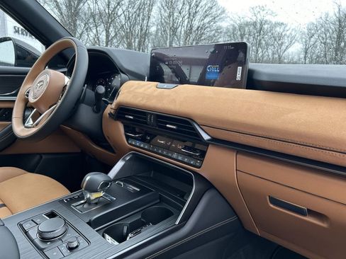 Used 2024 MAZDA CX-90 3.3 Turbo S w/ Premium Plus image 19