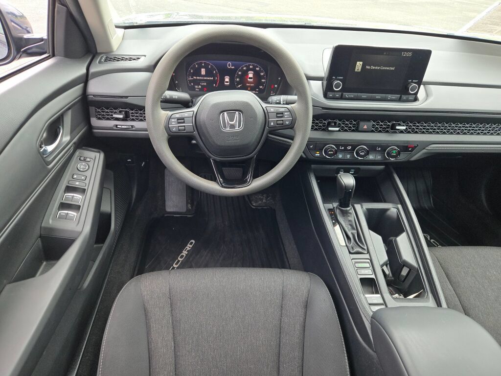 Used 2023 Honda Accord EX image 17