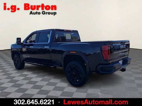 New 2026 GMC Sierra 2500 Denali Ultimate AWD/4WD image 3