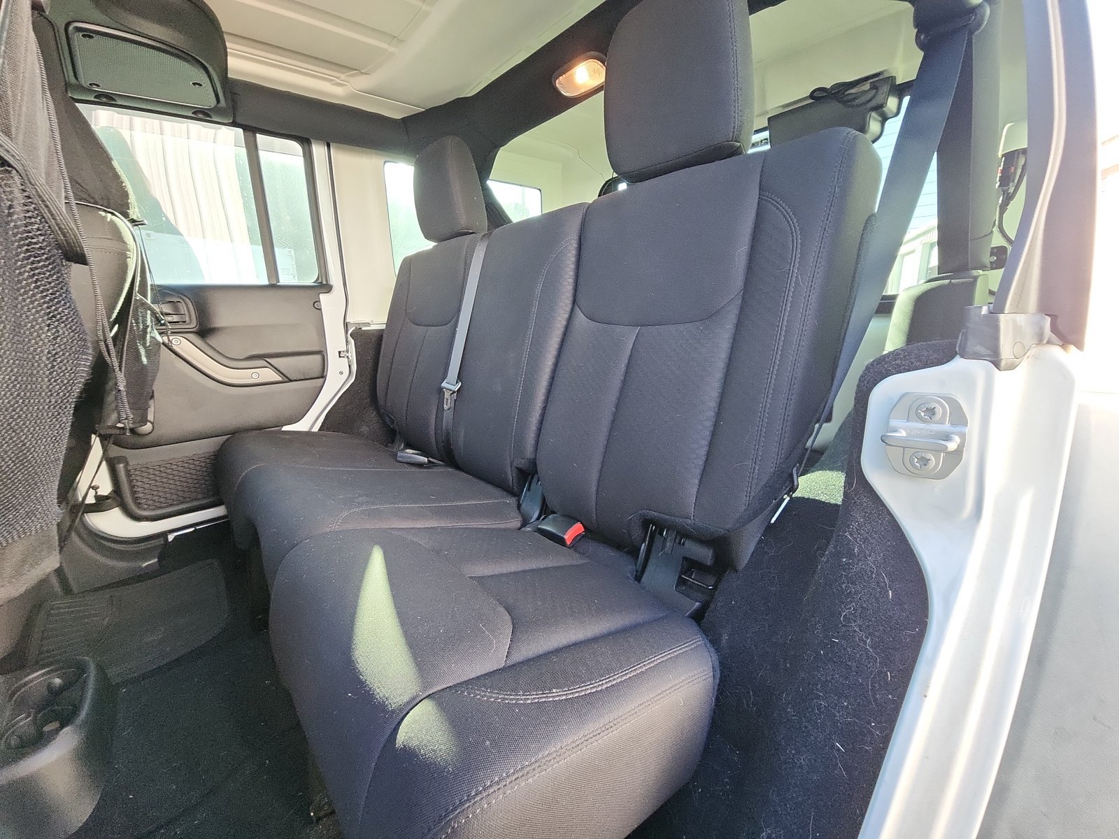 Used 2016 Jeep Wrangler Unlimited Sport w/ Connectivity Group AWD/4WD image 19
