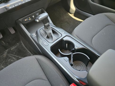 New 2026 Kia K4 FWD image 9