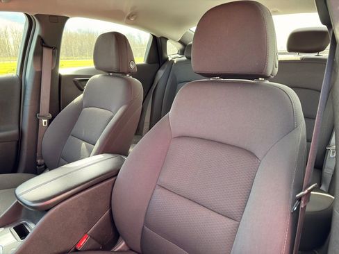 Used 2023 Chevrolet Malibu LT image 18
