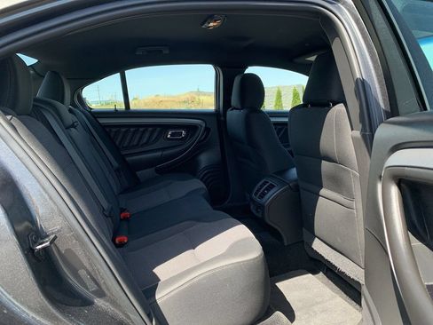 Used 2018 Ford Taurus SEL FWD image 27