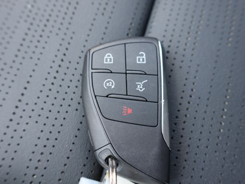 Used 2026 Buick Enclave Sport Touring FWD image 29