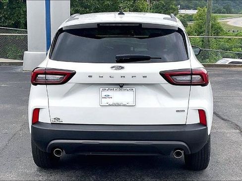 Certified 2025 Ford Escape ST-Line w/ Equipment Group 301A FWD image 4