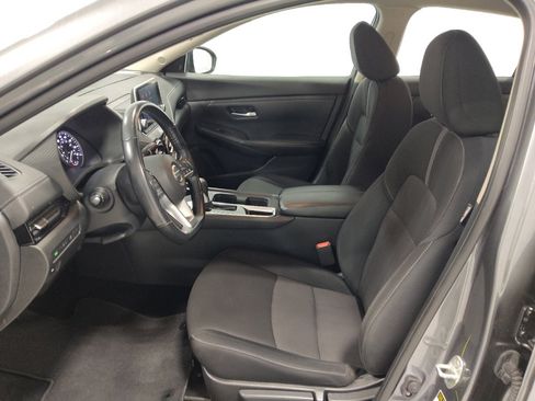 Used 2022 Nissan Sentra SV w/ Trunk Package FWD image 17