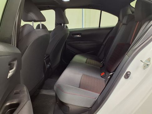 Used 2025 Toyota Corolla SE w/ SE Premium Package image 26