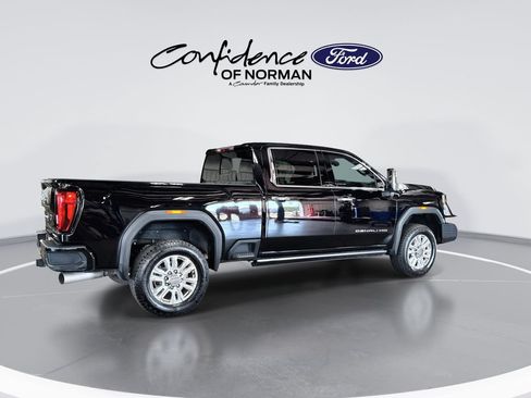 Used 2022 GMC Sierra 3500 Denali AWD/4WD image 9