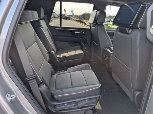 New 2026 Chevrolet Tahoe Premier AWD/4WD image 9