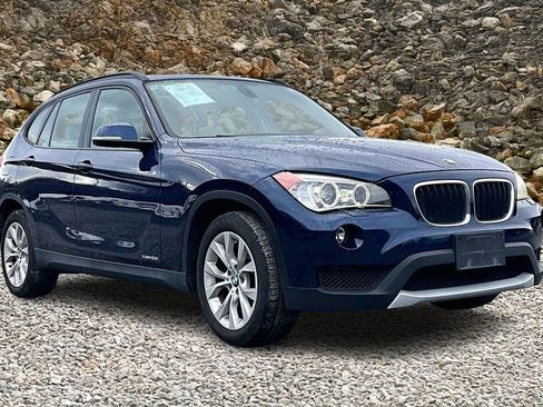 Used 2013 BMW X1 xDrive28i image 9