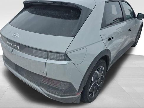 Used 2023 Hyundai Ioniq 5 SEL image 5