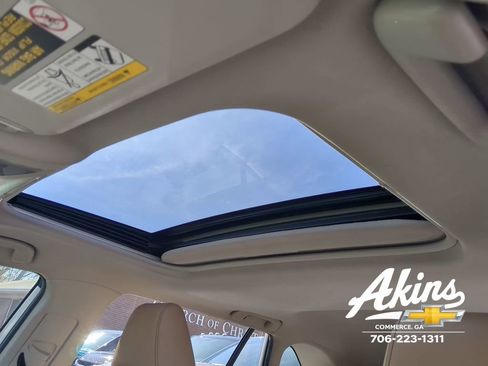 Used 2020 Toyota RAV4 Limited image 18