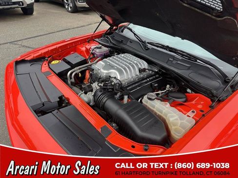 Used 2016 Dodge Challenger SRT Hellcat RWD image 19