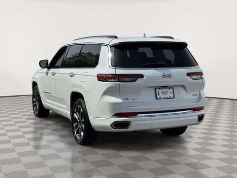 Used 2021 Jeep Grand Cherokee L Overland w/ Luxury Tech Group IV AWD/4WD image 4