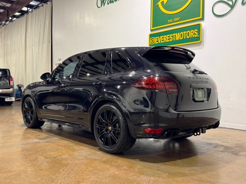 Used 2013 Porsche Cayenne GTS image 5