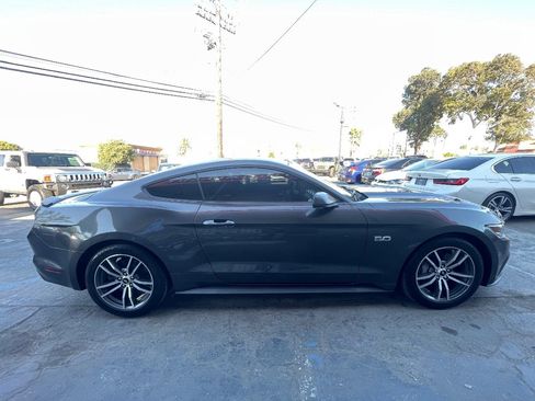 Used 2015 Ford Mustang GT image 4