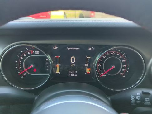 Used 2019 Jeep Wrangler Unlimited Rubicon AWD/4WD image 35