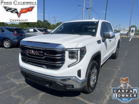 Certified 2025 GMC Sierra 1500 SLT RWD image 1