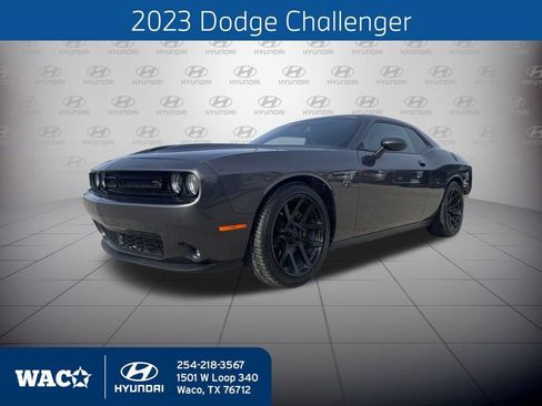 Used 2023 Dodge Challenger R/T w/ Plus Package image 1