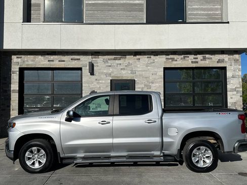 Used 2022 Chevrolet Silverado 1500 LT w/ Bed Protection Package AWD/4WD image 6