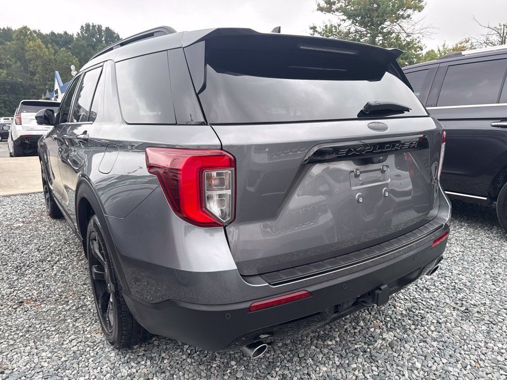 Used 2023 Ford Explorer ST-Line w/ Class IV Trailer Tow Package RWD image 5