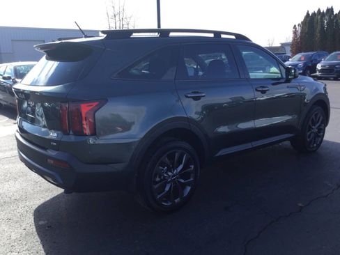 Used 2023 Kia Sorento LX image 5