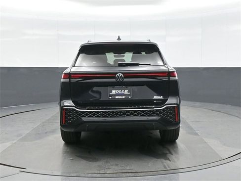 New 2026 Volkswagen Tiguan SE R-Line image 6