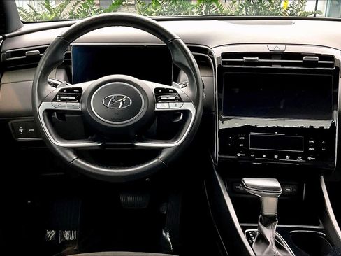 Used 2023 Hyundai Santa Cruz Limited w/ Winter Package image 5