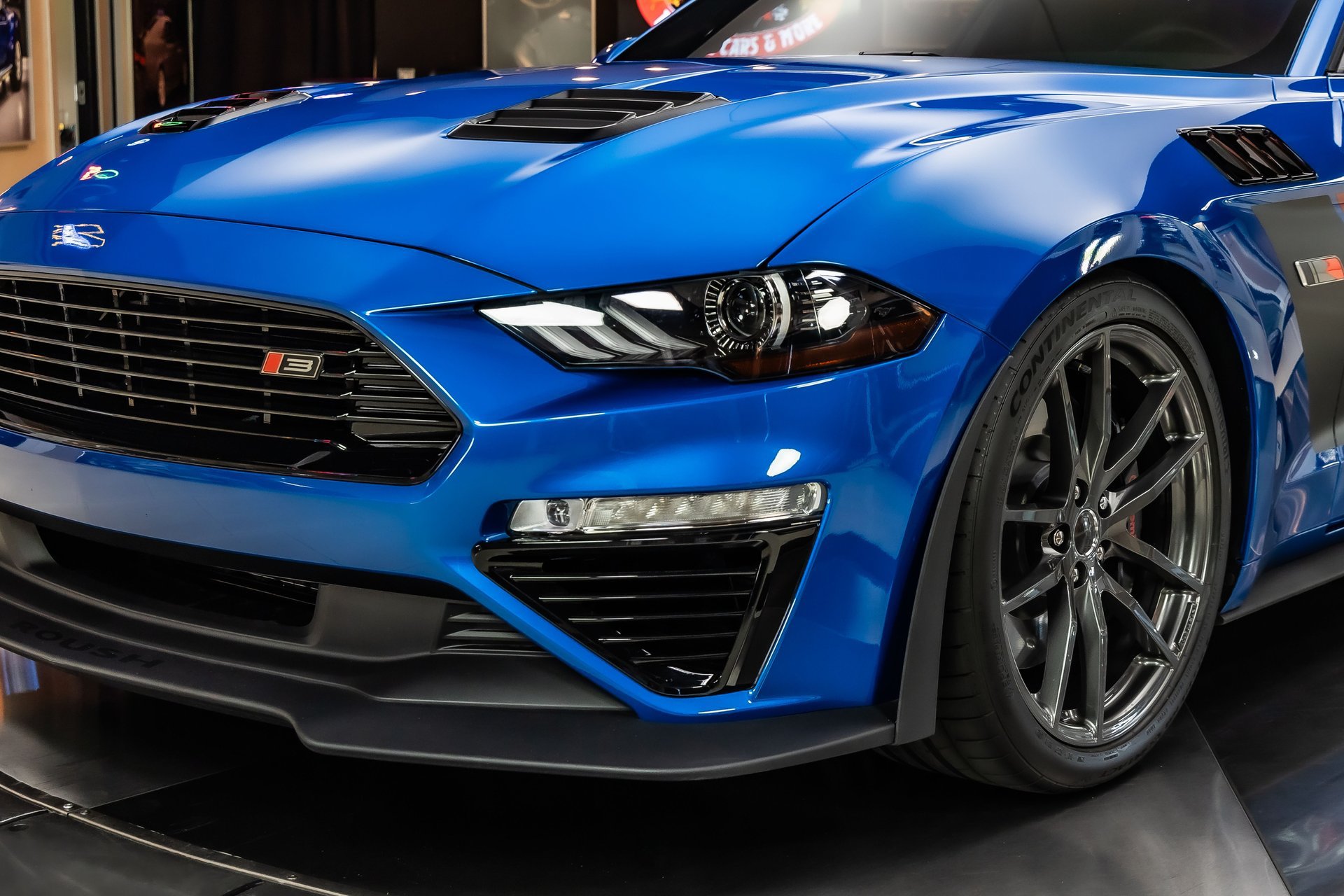Used 2021 Ford Mustang GT Premium w/ GT Performance Package RWD image 29