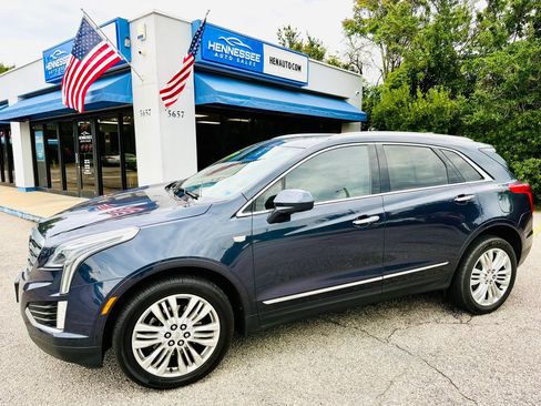Used 2018 Cadillac XT5 Premium Luxury AWD/4WD image 19
