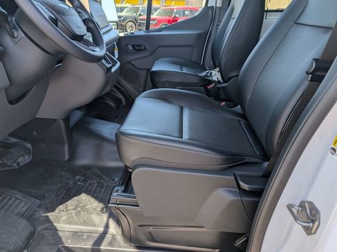 New 2026 Ford Transit 250 148 Medium Roof image 10
