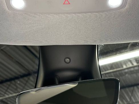 Used 2026 Tesla Model Y Long Range AWD/4WD image 39