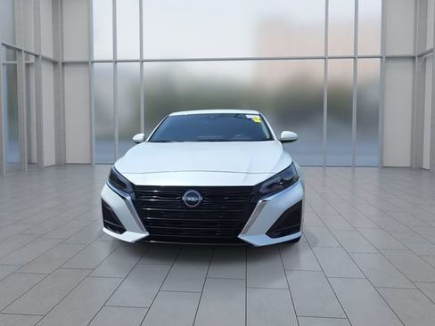 Certified 2025 Nissan Altima 2.5 SL AWD/4WD image 3