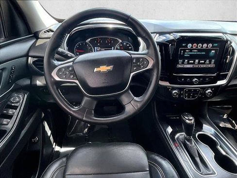 Used 2019 Chevrolet Traverse Premier w/ Driver Confidence II Package FWD image 7