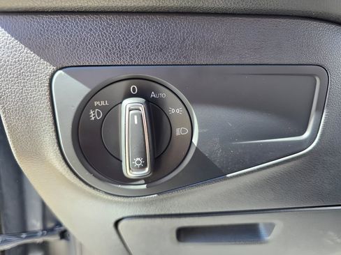 Used 2021 Volkswagen Tiguan SEL Premium R-Line image 14